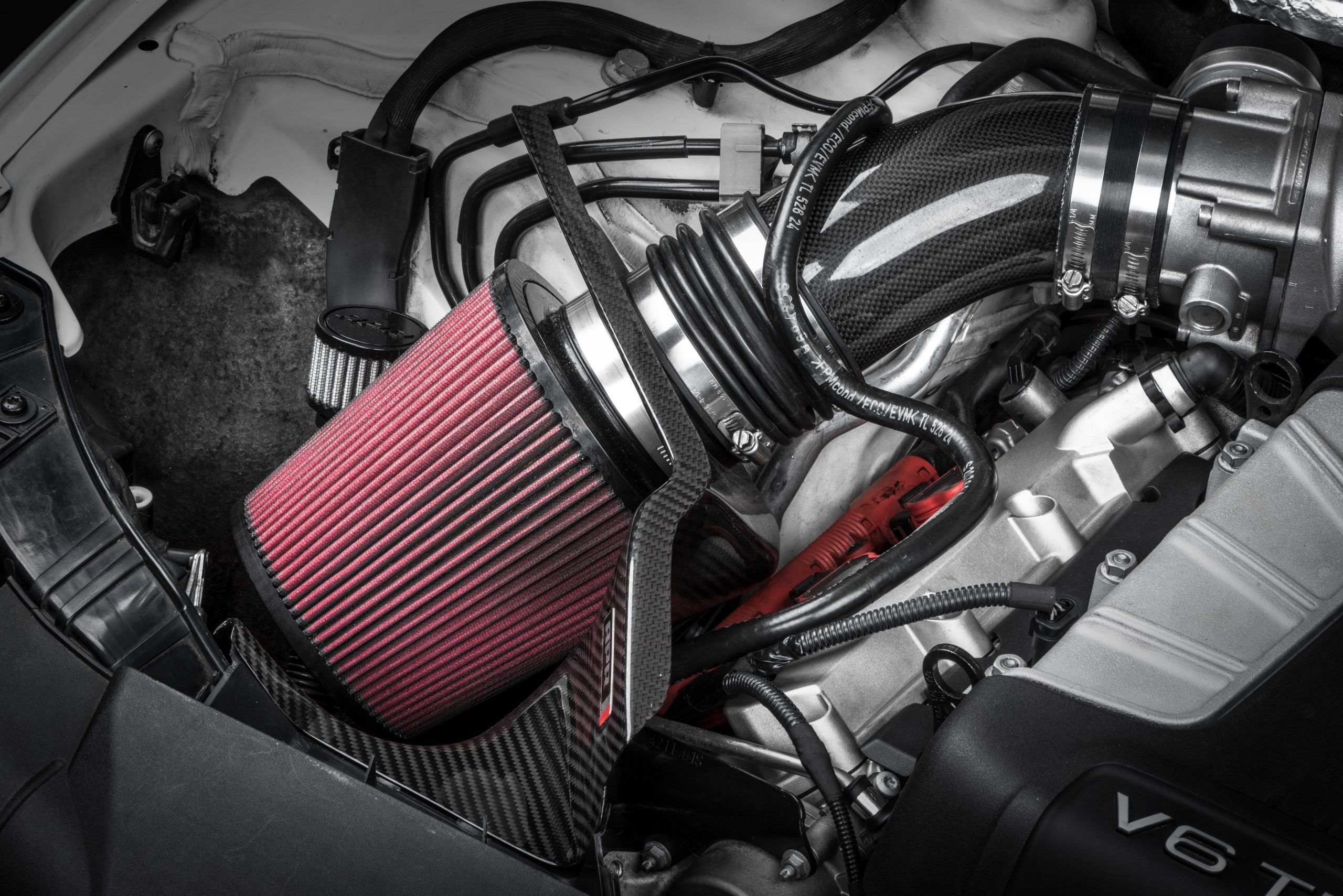 Sistema de admisión de carbono APR - B8 6/8 CILINDROS - Imagen 9